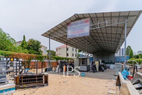 #សម្រាប់លក់ 🏭 ឃ្លាំងពាណិជ្ជកម្មទំហំ 1,655 ម៉ែត្រការ៉េ – ចោមចៅ ១ ភ្នំពេញ