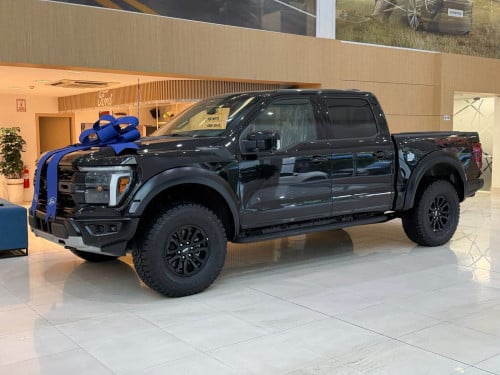 🔥មានស្តុកស្រាប់ Ford F-150 Raptor 2025