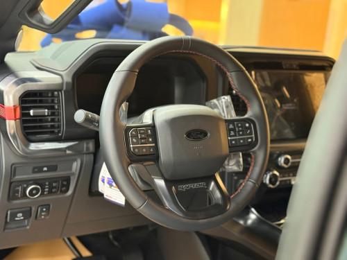 🔥មានស្តុកស្រាប់ Ford F-150 Raptor 2025