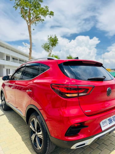 🚘 MG ZS 2021 ជាង២ម៉ឺនគីឡូ ឡានថ្មីដាច់ ម្ចាស់ដើម តម្លៃតែជាង១ម៉ឺន