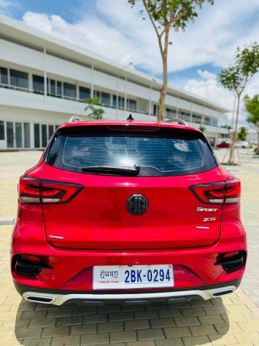 🚘 MG ZS 2021 ជាង២ម៉ឺនគីឡូ ឡានថ្មីដាច់ ម្ចាស់ដើម តម្លៃតែជាង១ម៉ឺន
