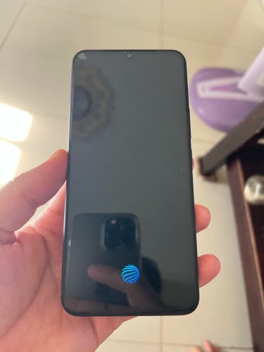 ចង់លក់Vivo v23e