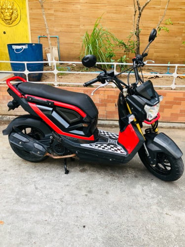 ម៉ូតូ ZOOMER -2 ( year 2018,110cc,form Japan )