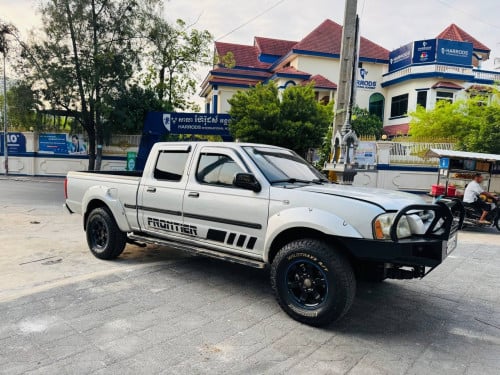 02ទ្រុងវែង. ប្រើម៉ាស៊ូត