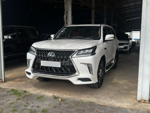 2018 LEXUS LX570 SUPER SPORT