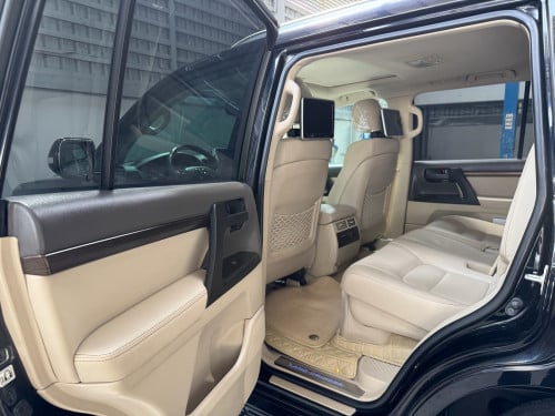 2019 LAND CRUISER GXR GRAND TOURING FULL OPTION អារ៉ាប់