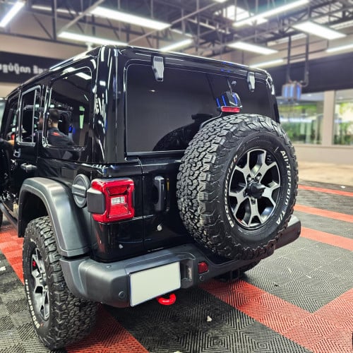 2020 JEEP Wrangler Rubicon ស៊ីន​ Full Option ម៉ាស៊ីនធំ V6  គីឡូរតិចណាស់ តែ15000km មហាថ្មី ម្ចាស់ដើម