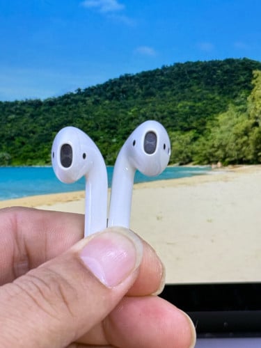 AirPods 2nd Generation 98%
