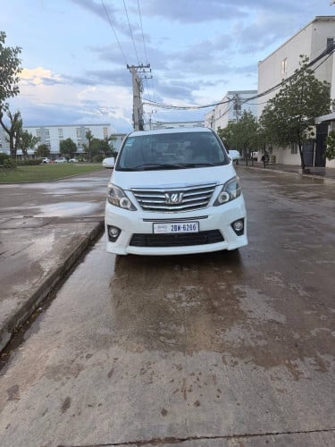 Alphard  012