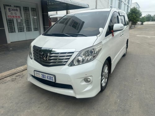 Alphard 2010