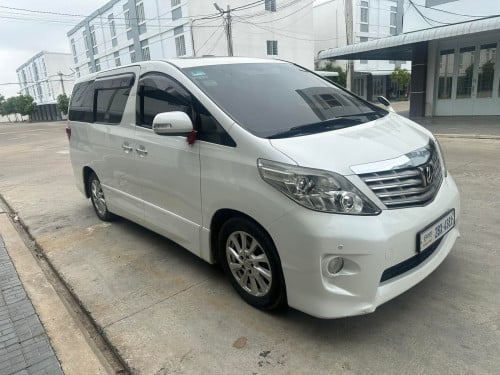 Alphard 2010