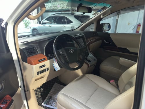 Alphard 2012 ឡានថ្មីខ្លាំងបងៗ