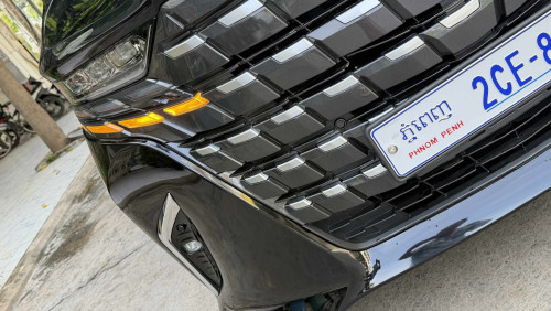 Alphard 2015 upgrade 2025 Hybrid full ធានាឡានស្អាត អត់បុកប៉ះ