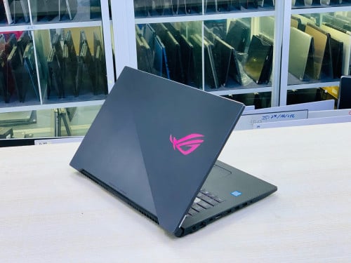 Asus ROG Strix GL704GW 17.3”FHD 144Hz