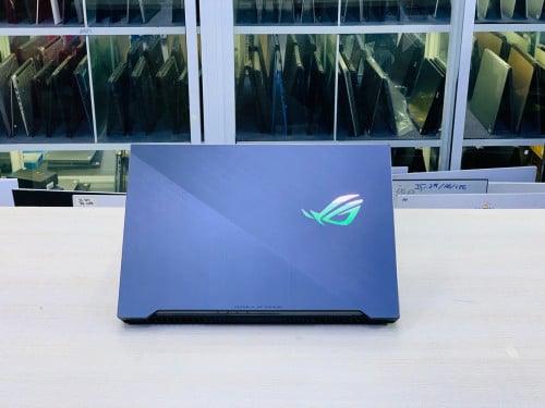 Asus ROG Strix GL704GW 17.3”FHD 144Hz