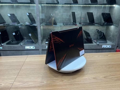 Asus Tuf gaming FX504 (Gaming&Design)