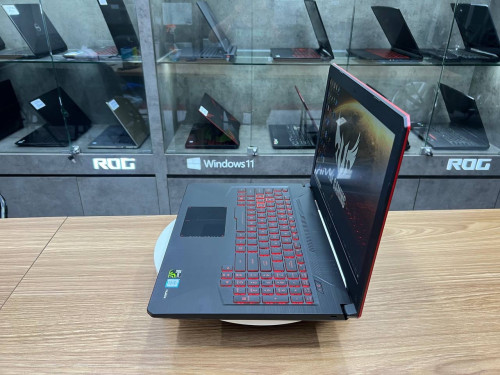 Asus Tuf gaming FX504 (Gaming&Design)
