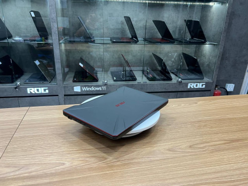 Asus Tuf gaming FX504 (Gaming&Design)