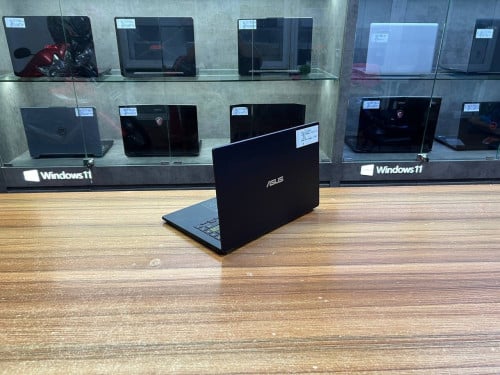 Asus VivoBook E410 (study&working)