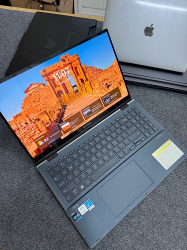 Asus Zenbook Pro Flip 15 2023 (Great A)