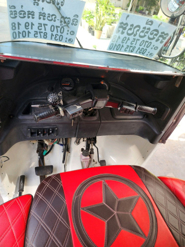 BAJAJ RE 2022 /11