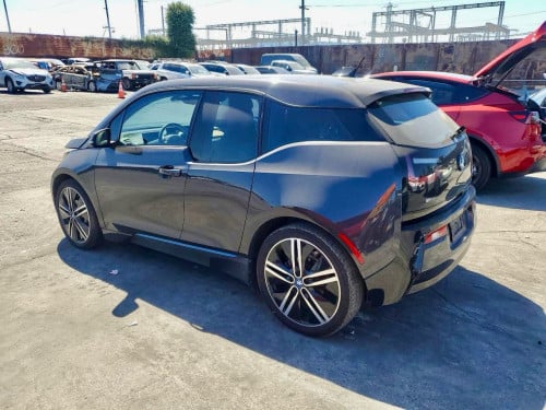 BMW I3 2015 Full Option (សាំង+EV) ៨ម៉ឺនម៉ាយ