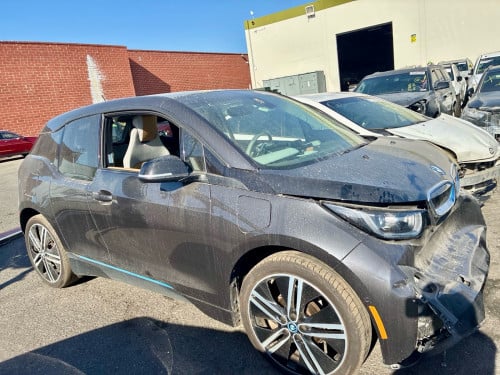 BMW I3 2015 Full Option (សាំង+EV) ៨ម៉ឺនម៉ាយ