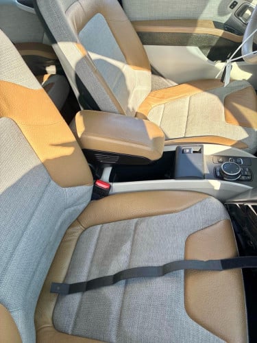 BMW I3 2015 Full Option (សាំង+EV) ៨ម៉ឺនម៉ាយ