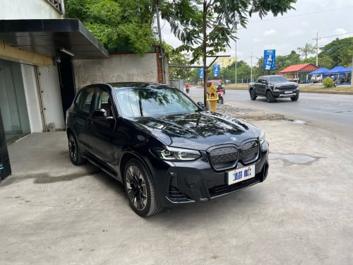 BMW IX3 M-Package EV 2024