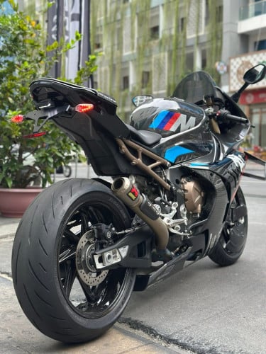 BMW S1000RR update M Package 2020