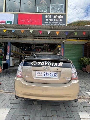 Toyota Prius លក់