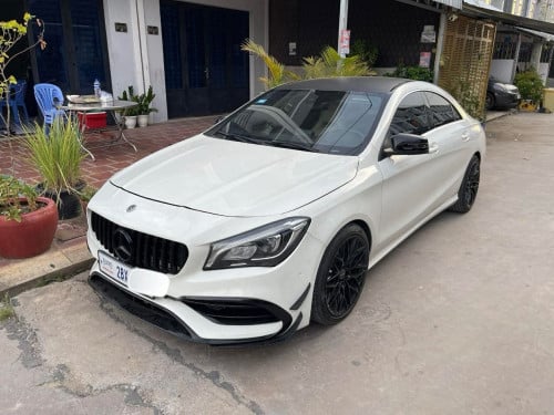 CLA250 2014 លក់បន្ទាន់ សោចាក់ អត់បើកដំបូល
