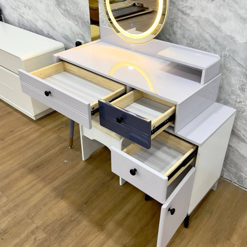Cosmetic cabinets