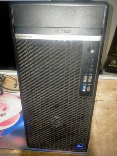 Dell Optiplex 7090