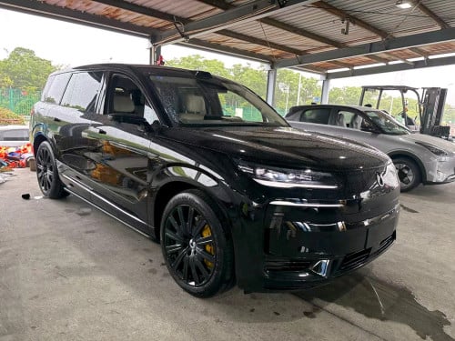 Denza N9 flagship Black edition