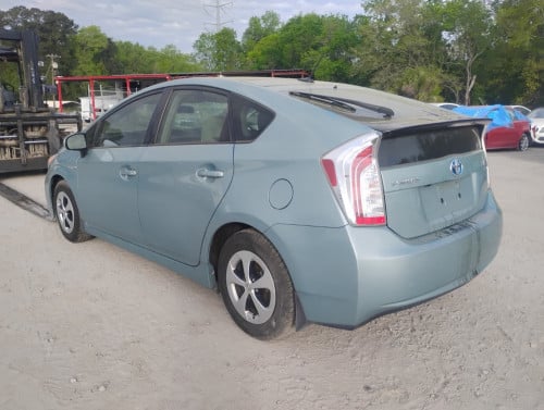 ETA : 19-06-2026 , Toyota prius option 3 Solar ឆ្នាំ2013