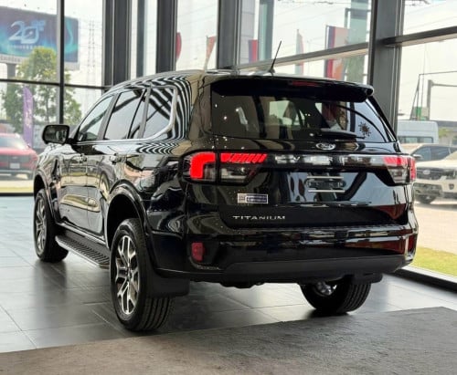 Ford Everest Titanium 2026/ស្តុកទិញភ្លាម បានភ្លាម