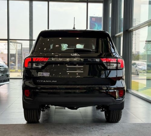 Ford Everest Titanium 2026/ស្តុកទិញភ្លាម បានភ្លាម