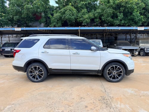 Ford explorer 2013 for sell