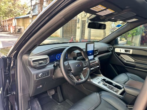 Ford Explorer ST performance លក់បន្ទាន់