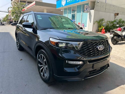 Ford Explorer ST performance លក់បន្ទាន់