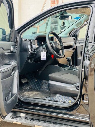 Ford XL 2024 ប៉ុង2 អូតូកាពីតាស់ ពណ៌ខ្មៅ(ស្លាកលេខ 2BX)