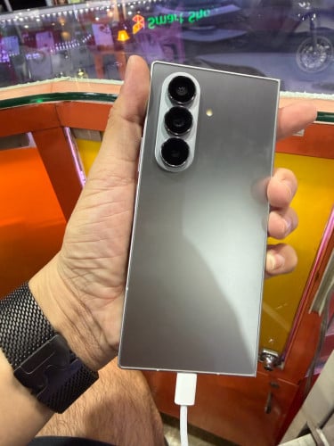 Galaxy Fold 7 Company Sim 2 98%