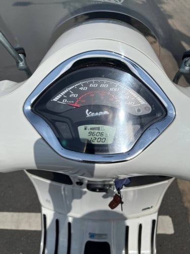 GTS 150 I-get ( Vespa)