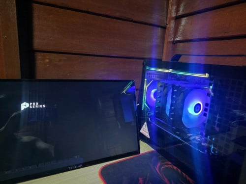 High-End Gaming PC (Ryzen 7 5700X3D / RX 6750 XT 12GB / 32GB RAM / 1TB SSD)
