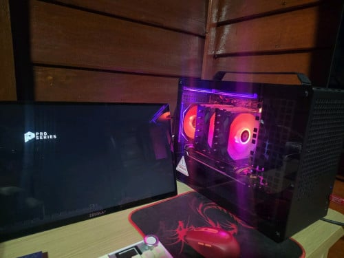 High-End Gaming PC (Ryzen 7 5700X3D / RX 6750 XT 12GB / 32GB RAM / 1TB SSD)