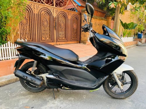 HONDA PCX (790$)2012 Japan 125cc