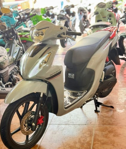 Honda Vision Sport 125cc 2024