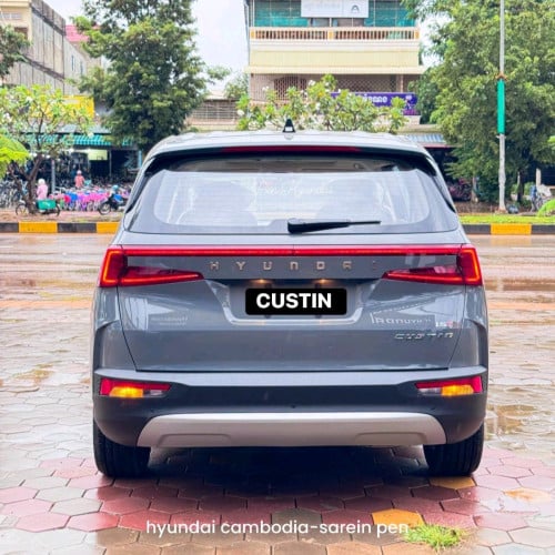 HYUNDAI CUSTIN តម្លៃពិសេសខ្លាំង