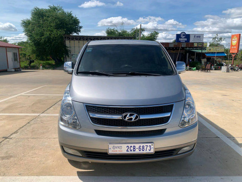 Hyundai starex 2012